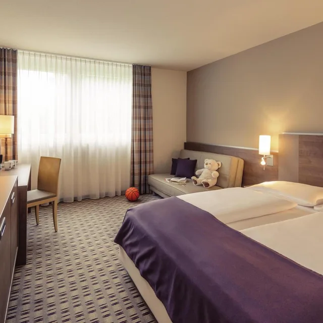 غرفة قياسية بسرير مزدوج مع أريكة، Mercure Hotel Frankfurt Eschborn Ost 4/6