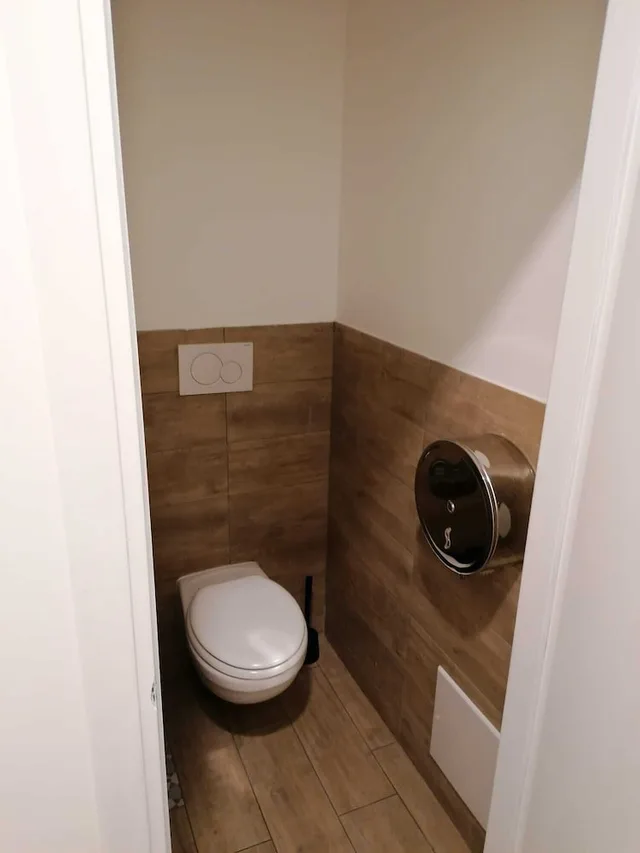 Female Dorm, Female Only, 6 People، QUO Milano 2/5