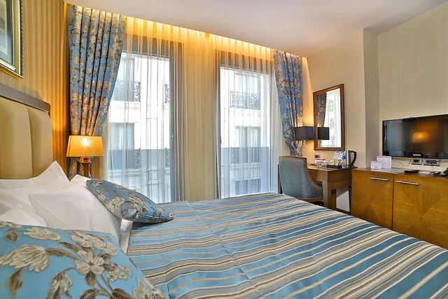 Standard, Double Bed, Adelmar Hotel Istanbul Sisli 2/3