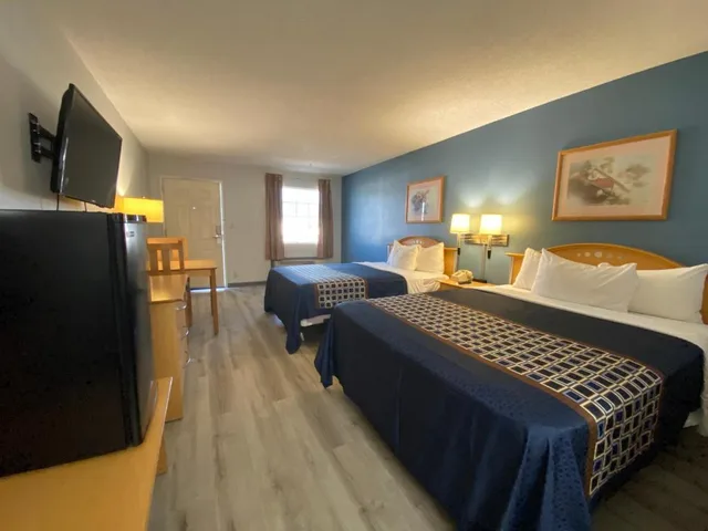 غرفة بسريرين كوين، Econo Lodge Branson Theater District 3/8
