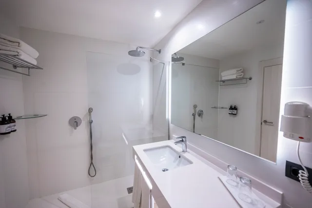 Superior, Double Bed, Pool View, Bathtub, Thb Naeco Ibiza - Adults Only 9/9