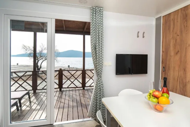 2 Bedrooms, Mobile Home, Premium, Beach Front, Terrace، Amadria Park Camping Sibenik Mobile Homes 3/4
