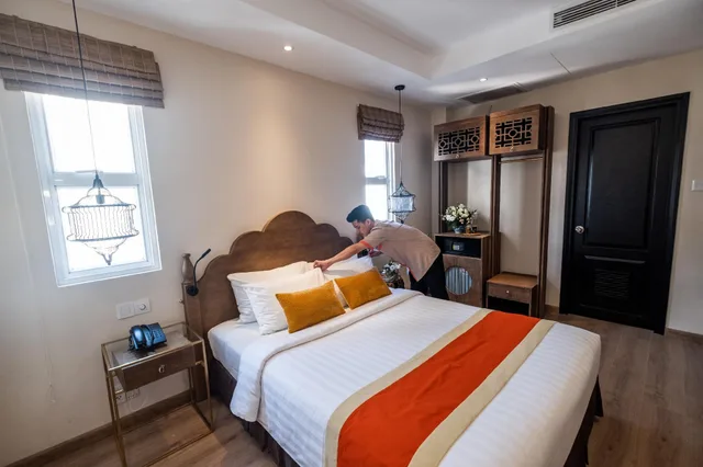 غرفة ديلوكس بسرير كوين، Sanouva Saigon Hotel 2/2