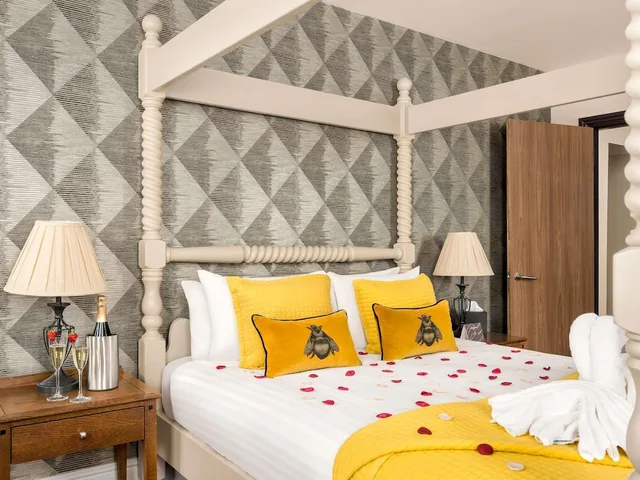 جناح جونيور بسرير مزدوج مع أريكة، Mercure Doncaster Centre Danum Hotel 6/8