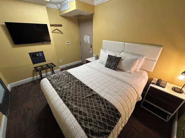 غرفة ديلوكس بسرير كوين لذوي الإعاقة، Hotel Richland LES 4/8