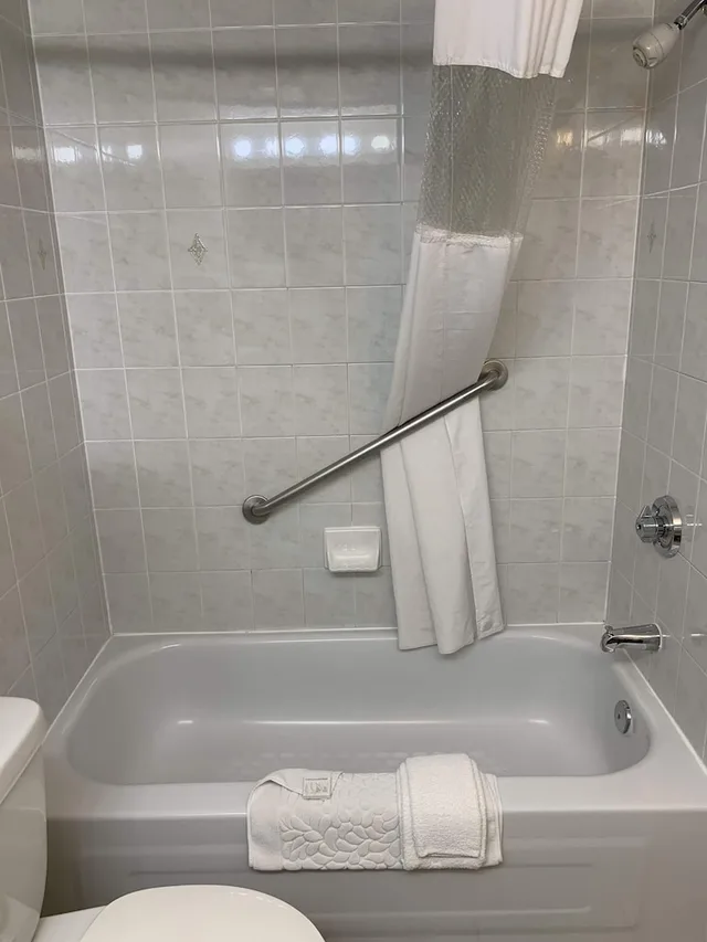 غرفة بسريرين كوين، Travelodge By Wyndham Stony Plain 4/4