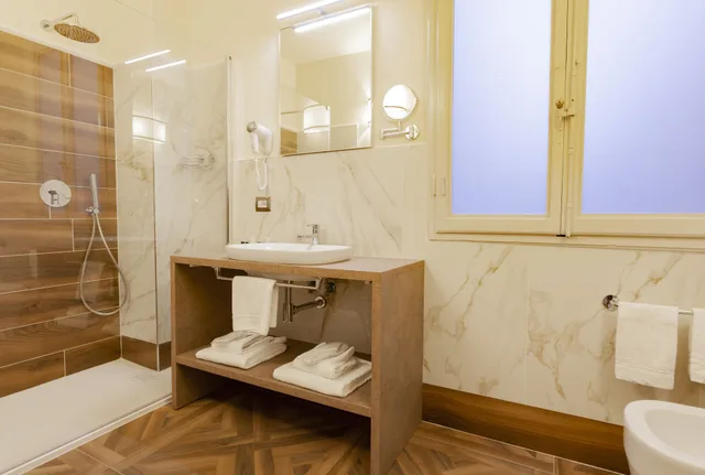 غرفة قياسية بسرير كينج، Palazzo Martellini Residenza D'epoca 6/6