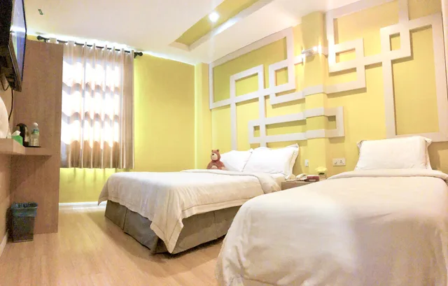 Superior, Suite, 1 Double and 1 Single Bed, Sunshine Inn Malacca 2/2