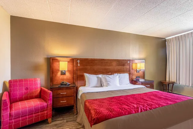 غرفة بسرير كينج، Americas Best Value Inn Fredonia NY 2/4
