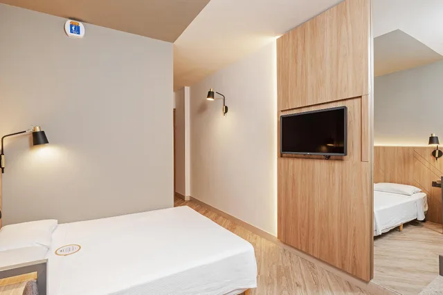غرفة لذوي الإعاقة، Slim Hotel Curitiba Alto da XV 5/10