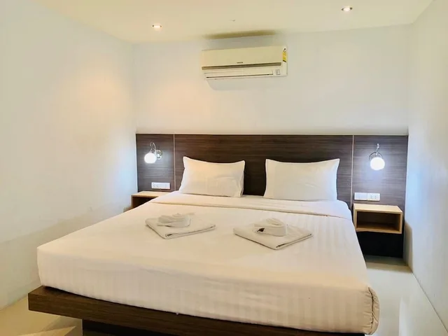 Family, King and Twin Beds, Pool View, Oceanview Treasure Hotel & Residence 2/7