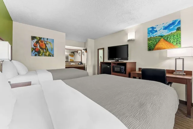 غرفة بسريرين مزدوجين، Quality Inn Eastman 5/6