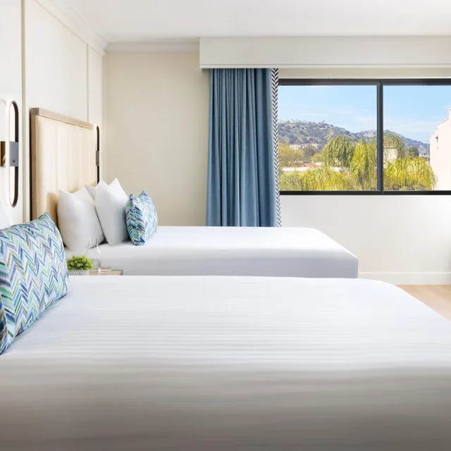 غرفة سوبيريور بسرير كوين، The Anza A Calabasas Hotel 2/10
