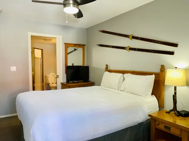 3 Bedrooms, Condo, Deluxe, 2 Bathrooms، Fernie Stanford Resort 2/3