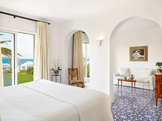 2 Bedrooms, Beach Villa, 2 King Beds, Sea Front, Sofa, Caramel, A Resort to Live 1/10
