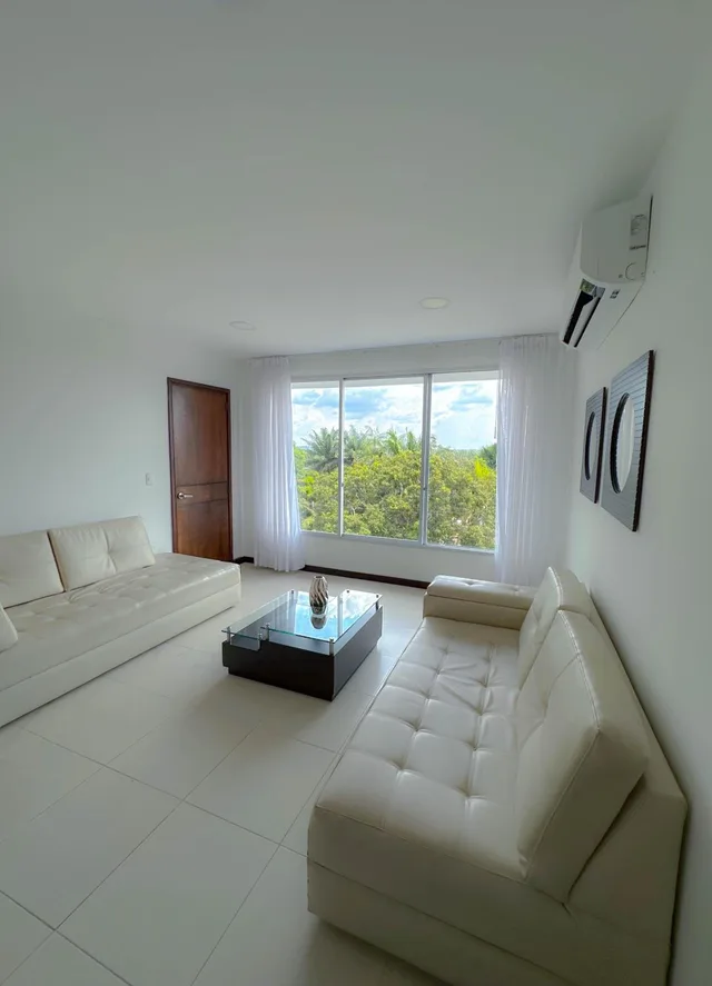 جناح بسرير كوين بجاكوزي، Hotel Anaconda 5/10