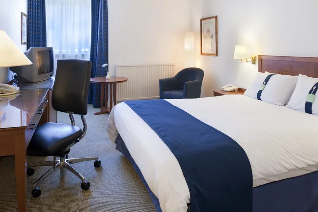 غرفة قياسية بسرير مزدوج، Holiday Inn Leeds Wakefield M1 Jct.40, an IHG Hotel 4/8