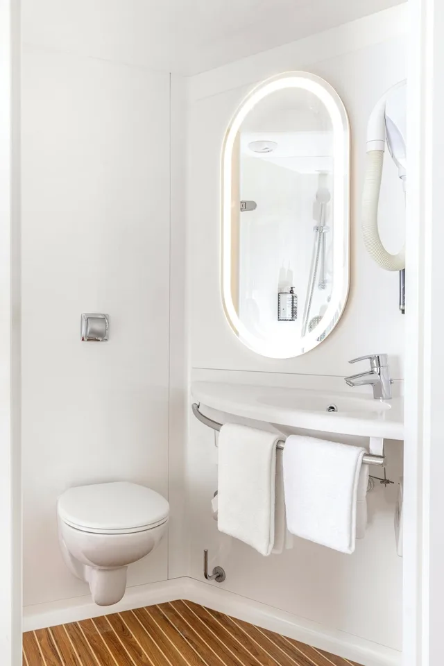 Standard, Multiple Beds، ibis Lugano Paradiso 3/3