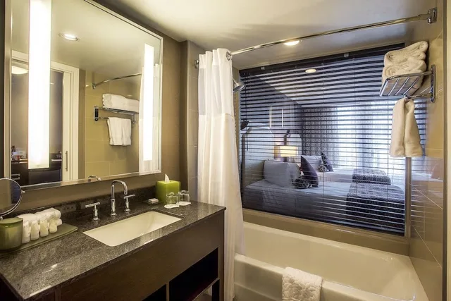 Superior, 2 Double Beds, The Pinnacle At the Pier 2/2