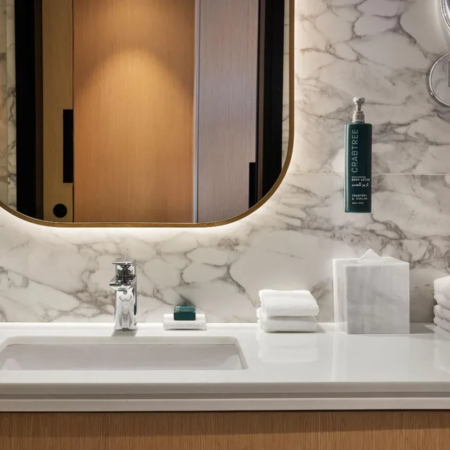 غرفة بسرير فردي، DoubleTree by Hilton Madinah Gate 4/4