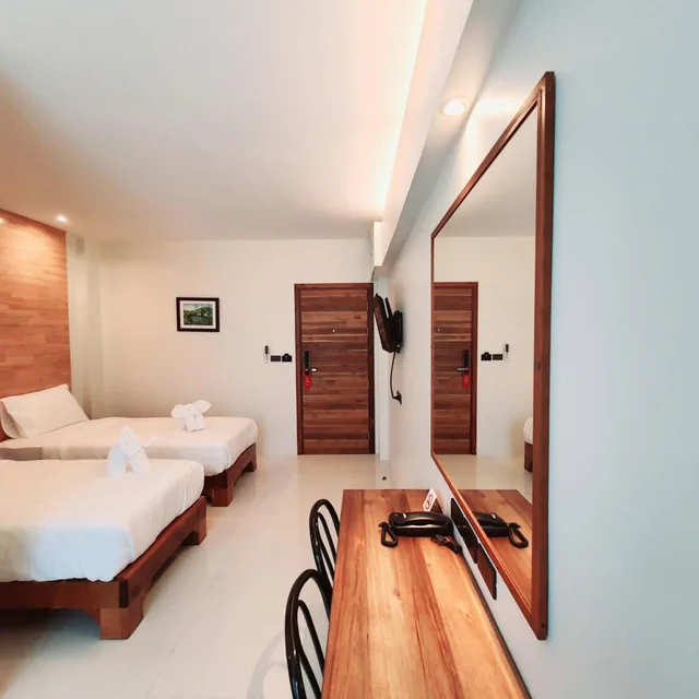 غرفة قياسية بسريرين منفصلين، SUhotel Suratthani 7/10