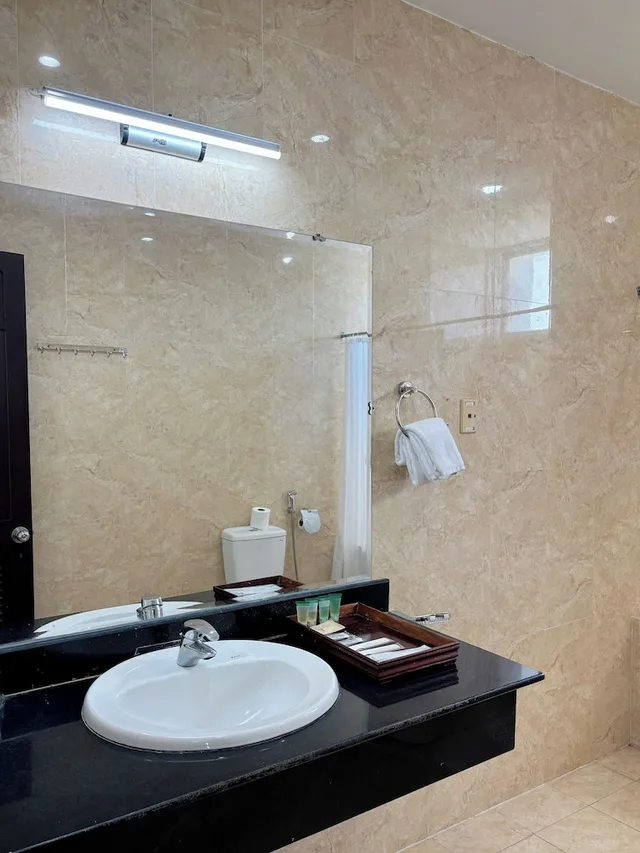 غرفة ديلوكس بسرير مزدوج بإطلالة على المدينة، Thien An Riverside Hotel 10/10