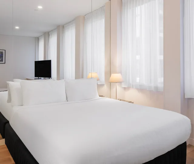 Penthouse, Studio، Oaks Melbourne on Collins Suites 1/1