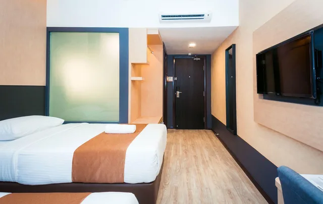 Superior, Executive, Icon Hotel 2/2