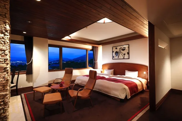 Room, 2 Double Beds, Convertible Double Bed, Park View, Top Floor، Hotel Chourakukan 1/2