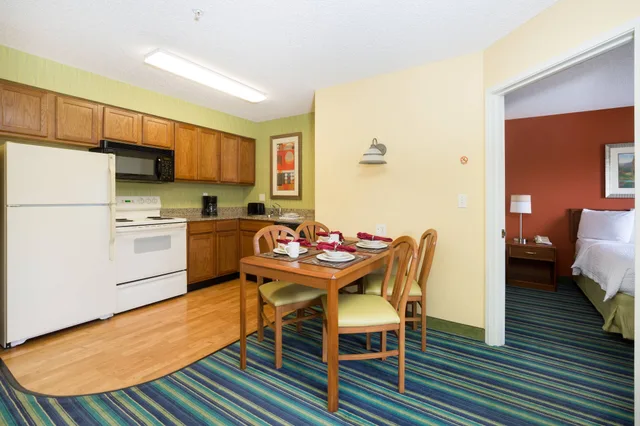 استوديو بسرير كينج مع أريكة، Residence Inn Spokane E Valley 2/5