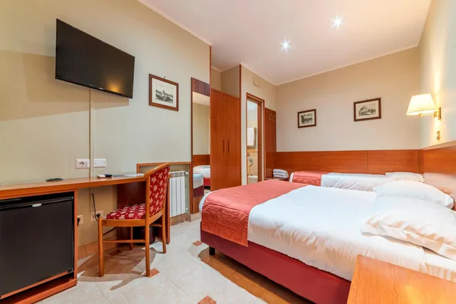 Classic, Triple, Hotel Riviera Fiumicino 1/8