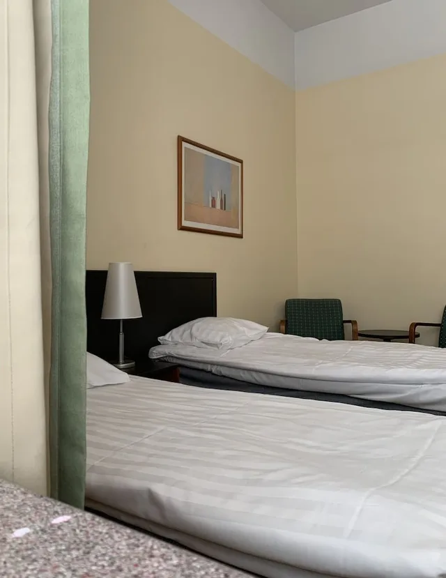 غرفة قياسية بسريرين منفصلين، Hotel Kokkola 1/4