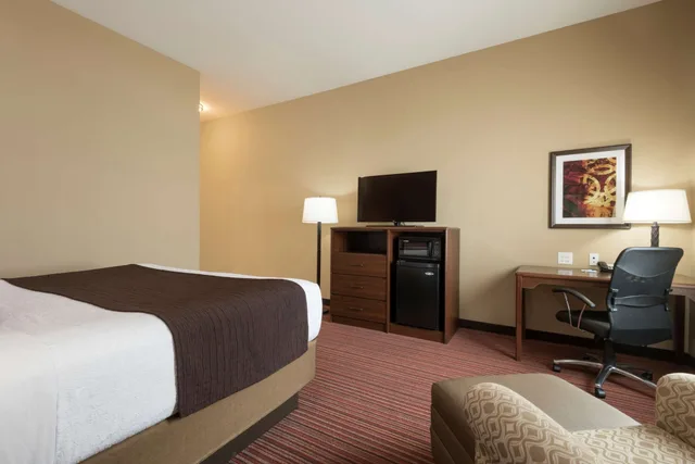 غرفة قياسية بسرير كينج، Best Western Plus Hudson Hotel & Suites 7/10