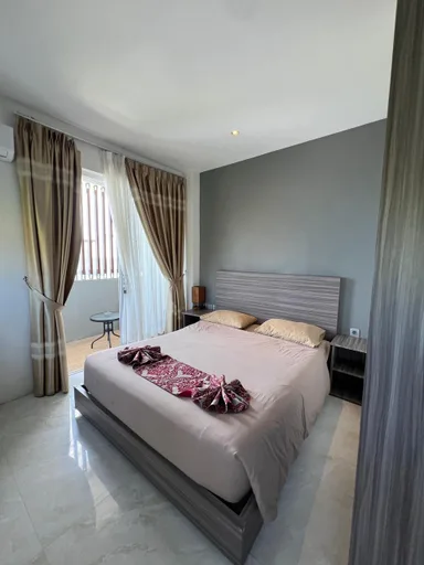 غرفة ديلوكس بشرفة، Purnama Balige Hotel 1/4