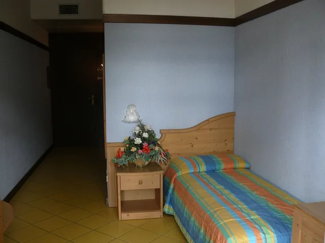 Room, Single, Hotel Marco Polo 5/7