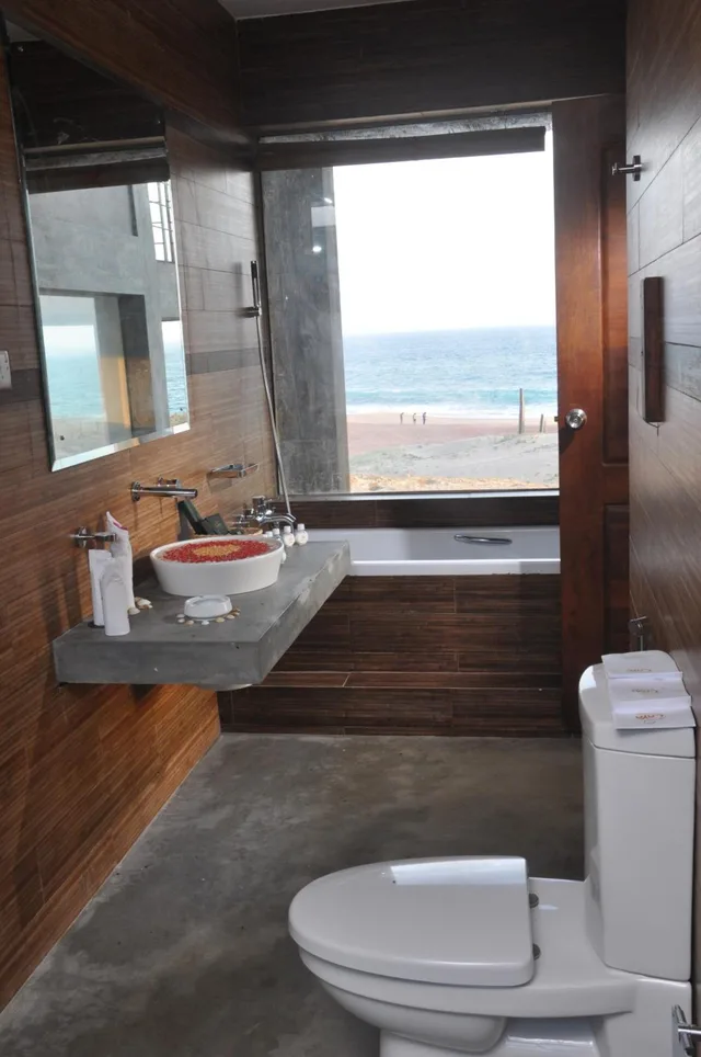 غرفة ديلوكس بسرير مزدوج بإطلالة على البحر بشرفة، Laya Safari Resorts Spa 7/7