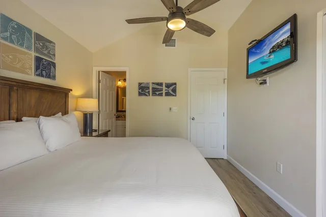 Town House, 2 Queen Beds, Sofa، Village at Hawks Cay Villas by KeysCaribbean 4/10