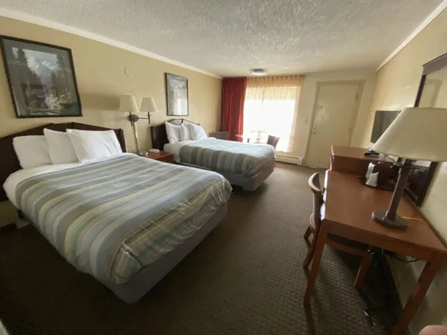 غرفة ديلوكس بسريرين مزدوجين، Snowshoe Motel 4/9