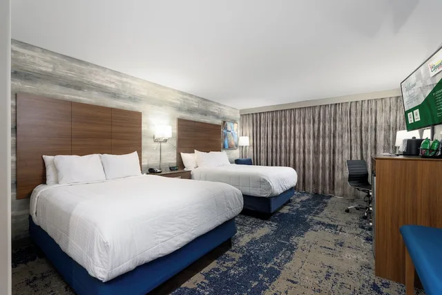 غرفة تنفيذية بسريرين كوين، MCM Elegante Hotel and Conference Center 2/9