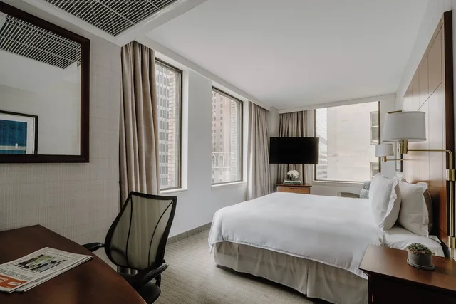 غرفة سوبيريور بسرير كوين بمطبخ صغير، Club Quarters Central Loop 1/3