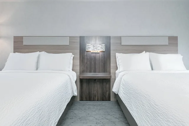 جناح بسريرين كوين مع أريكة، Holiday Inn Express Hotel Suites Valparaiso 4/6