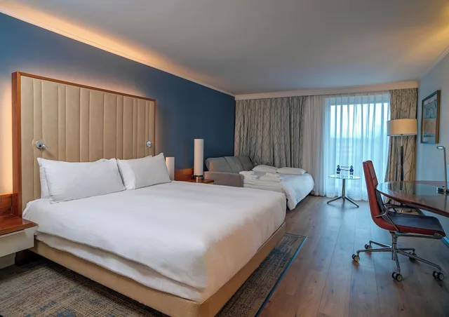 غرفة عائلية بسرير كينج، Hilton London Heathrow Airport Terminal 5 4/9