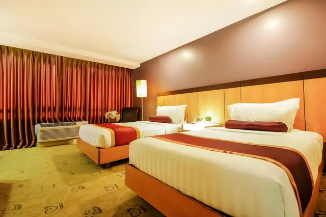 Renovated, Deluxe, Twin Beds، Greenhills Elan Hotel Modern 2/2