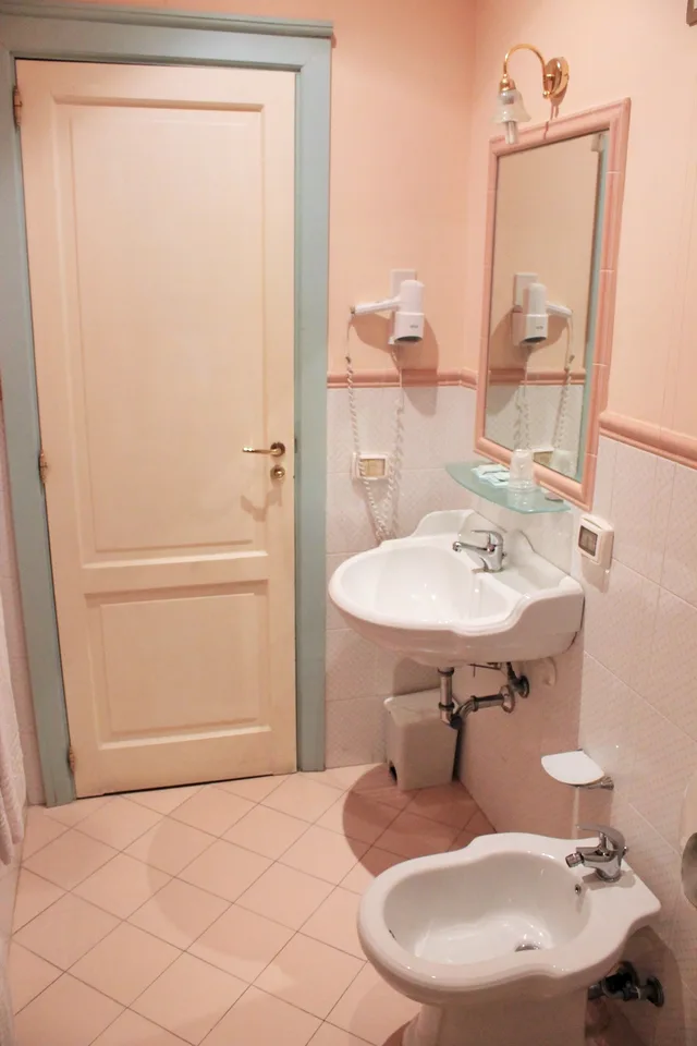 Comfort, Triple, Double Bed, Mediterraneo Siracusa 5/5