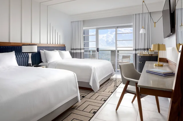 Tower, Premium, 2 Queen Beds, Ocean View، Cadillac Hotel & Beach Club, Autograph Collection 3/8