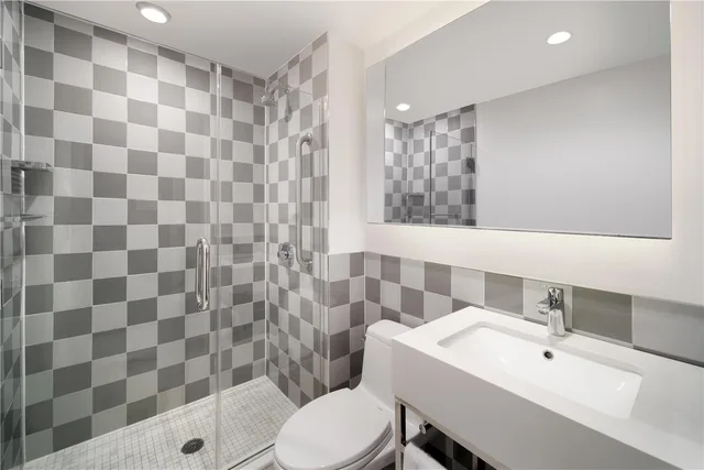 غرفة كبيرة بسرير كينج، Best Western Premier Empire State Hotel 2/3