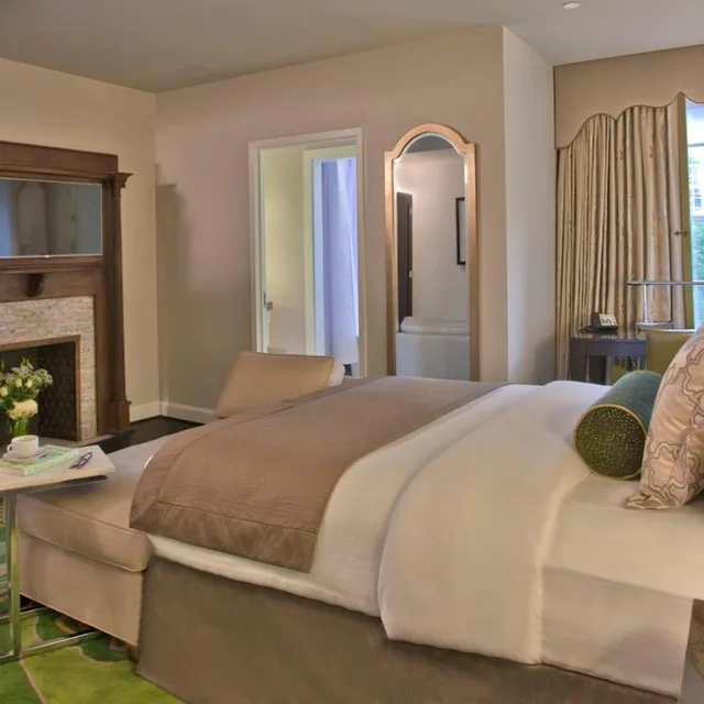 جناح جونيور بسرير كوين، Morrison Clark Historic Inn and Restaurant 4/6