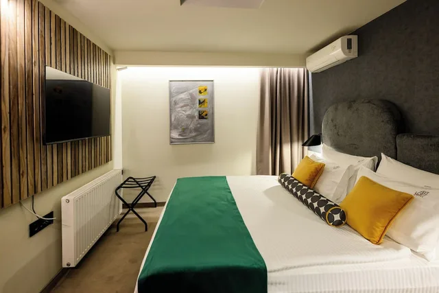 Economy, King Bed, Artloft Hotel 1/7