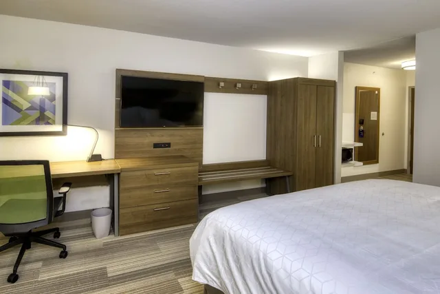 جناح بسريرين كوين، Holiday Inn Express and Suites Omaha Downtown Old Market 2/3