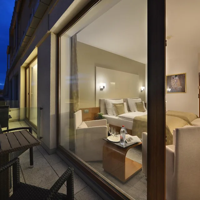 غرفة ديلوكس بسرير مزدوج بشرفة، Wellness Hotel Diamant (ex Relaxacni A Regeneracni Centrum) 10/10